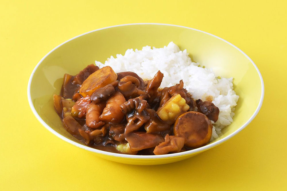 夏野菜たっぷりシーフードカレー