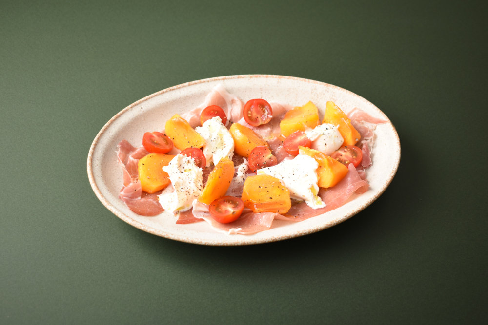 柿と生ハムのカプレーゼ