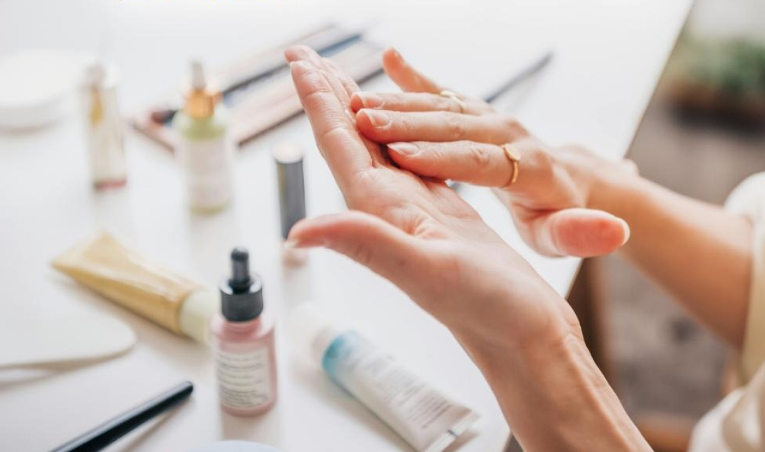 コラムを掲載しました｜【年末リセット】断捨離とビタミンCで整う美容習慣