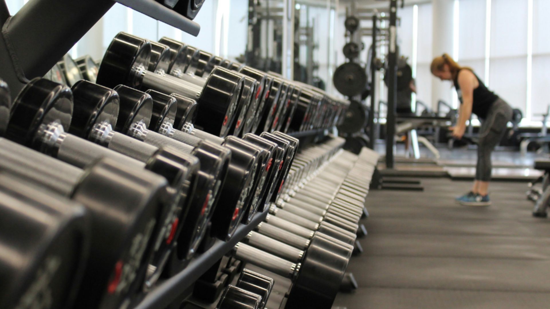 ジムのダンベル