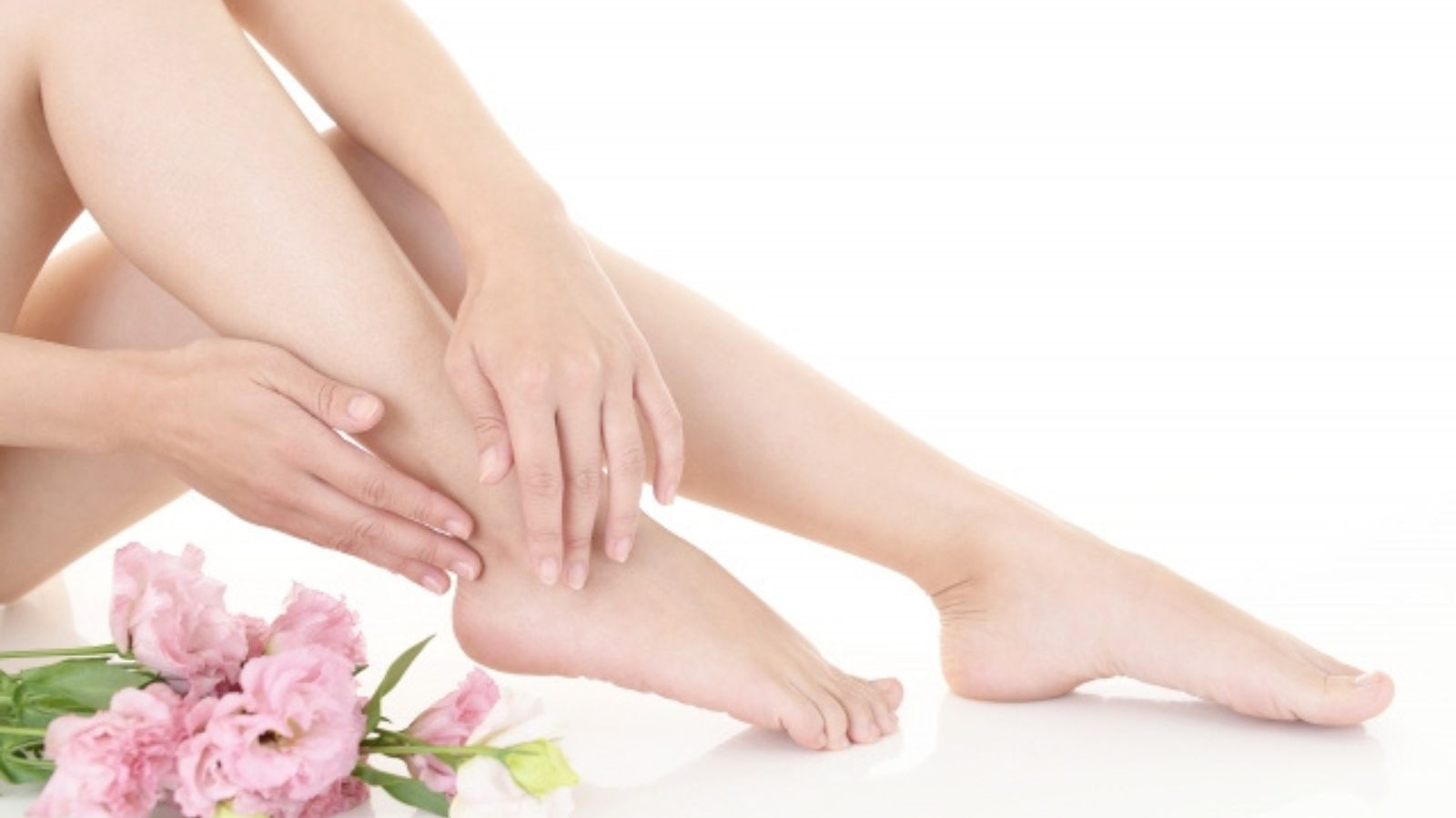 むくみのない女性のひざ下