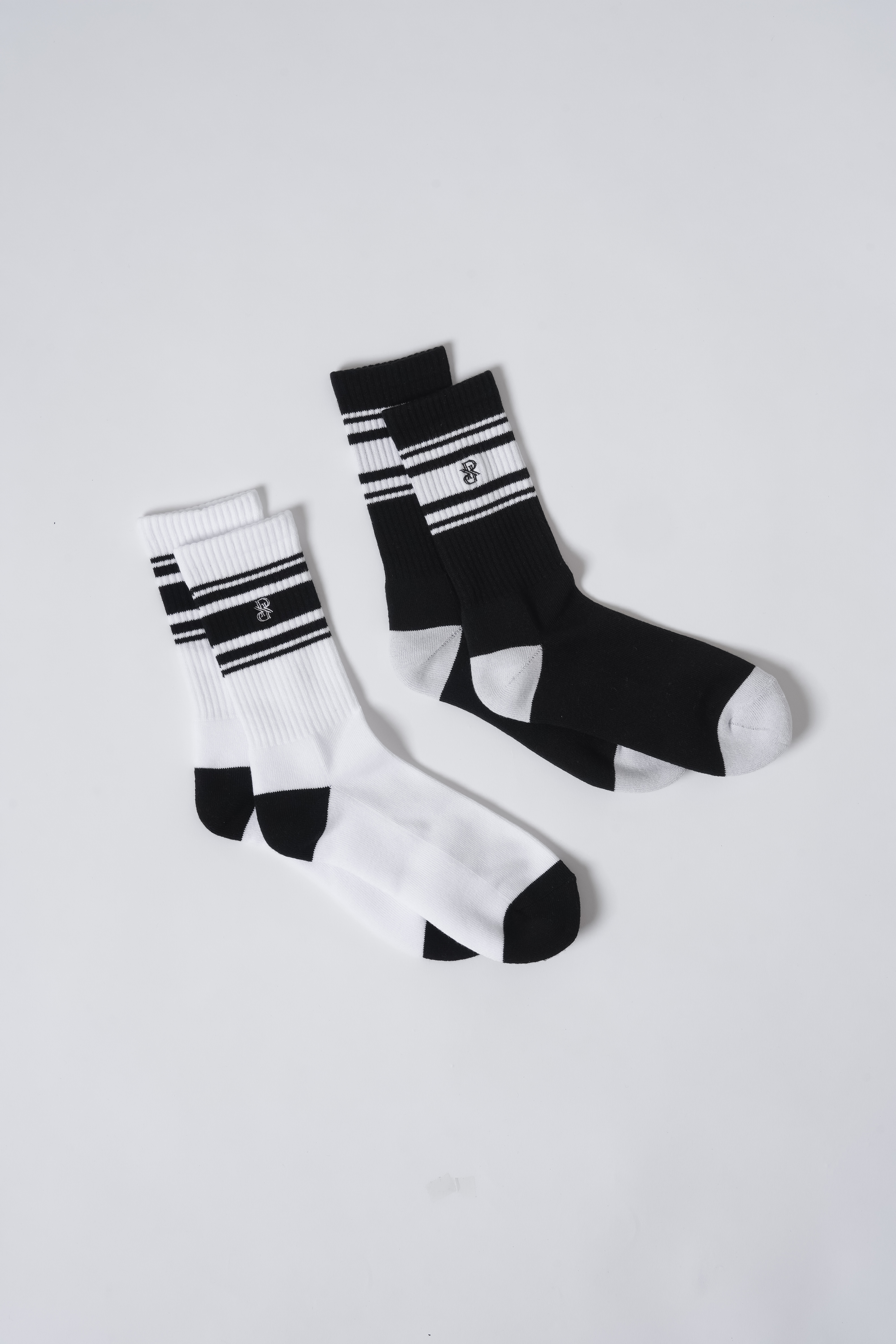 Monogram Crew Socks (2 Pack)【POP UP 先行販売】 SIZE: 22.0-25.5cm, カラー: Black/White