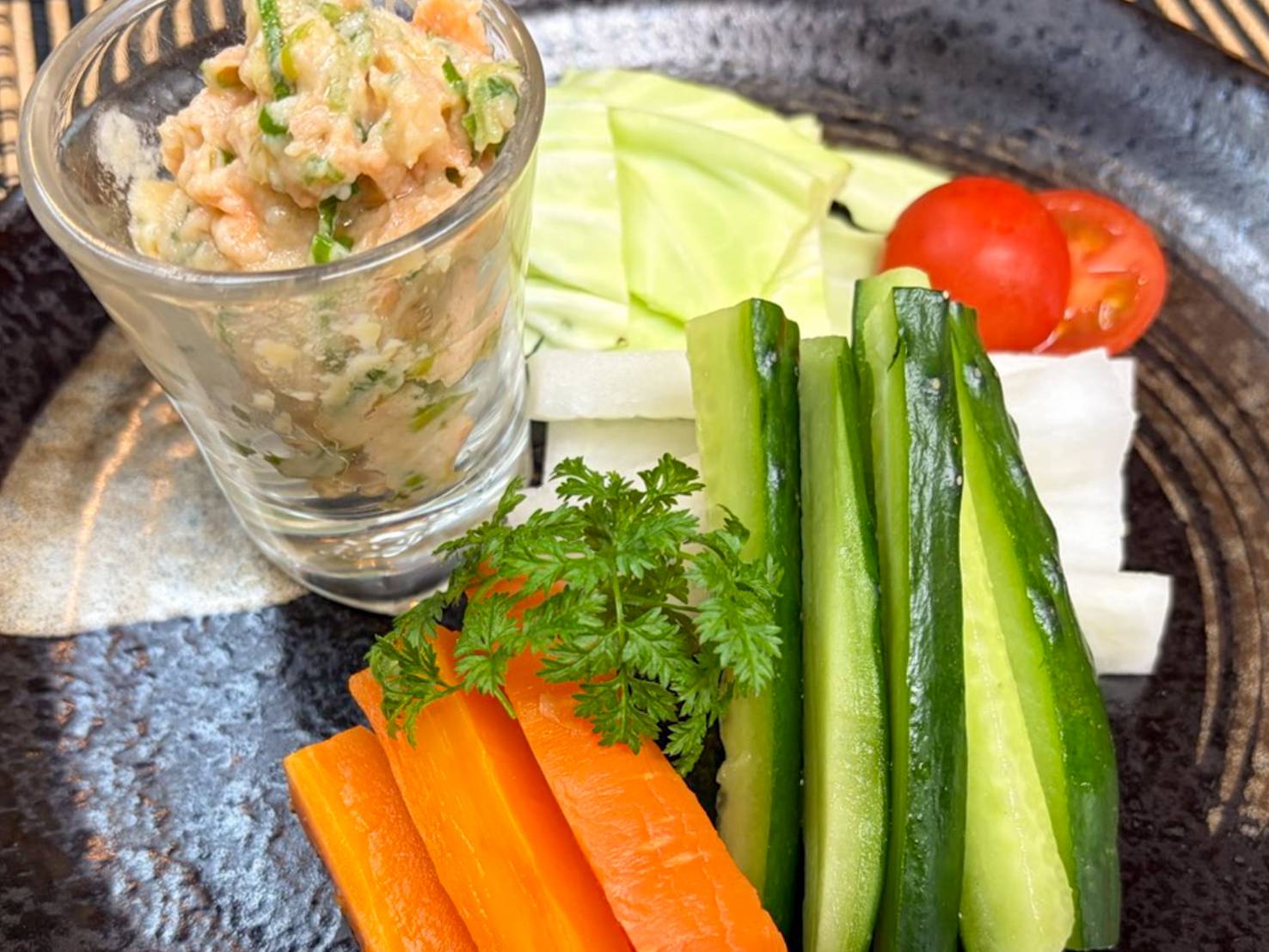 ごろごろ鮭の贅沢おかず味噌