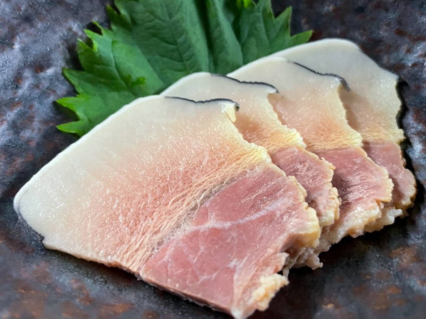 【魚匠の逸品】極上ミンククジラ畝酢クジラベーコン(スライス)