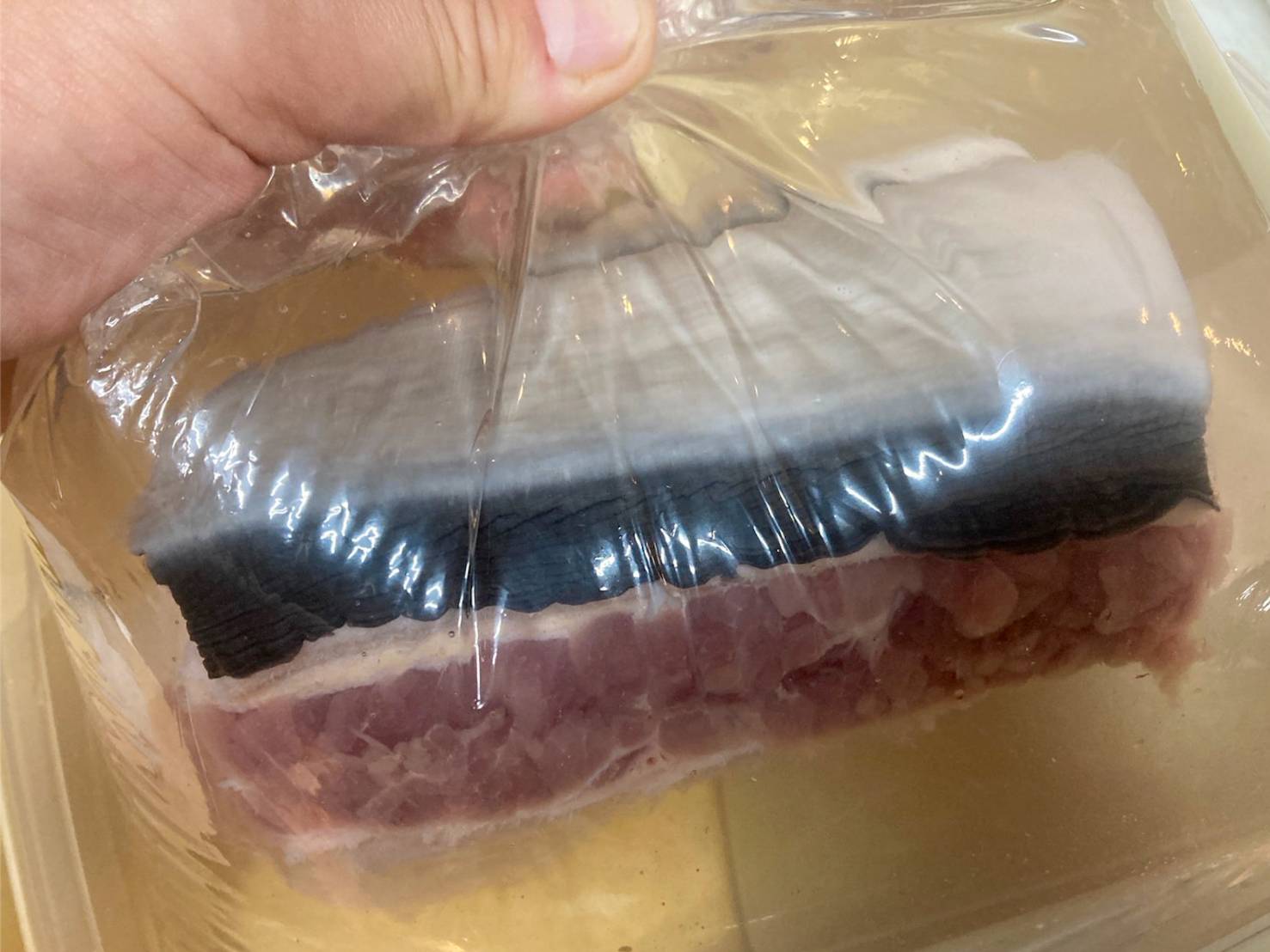 【魚匠の逸品】極上ミンククジラ畝酢クジラベーコン