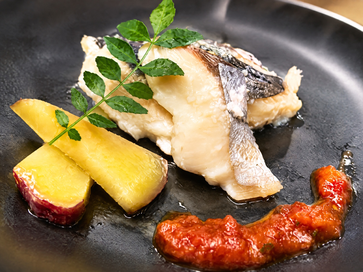 【魚匠の逸品】明石さわらの塩麹熟成和風コンフィ