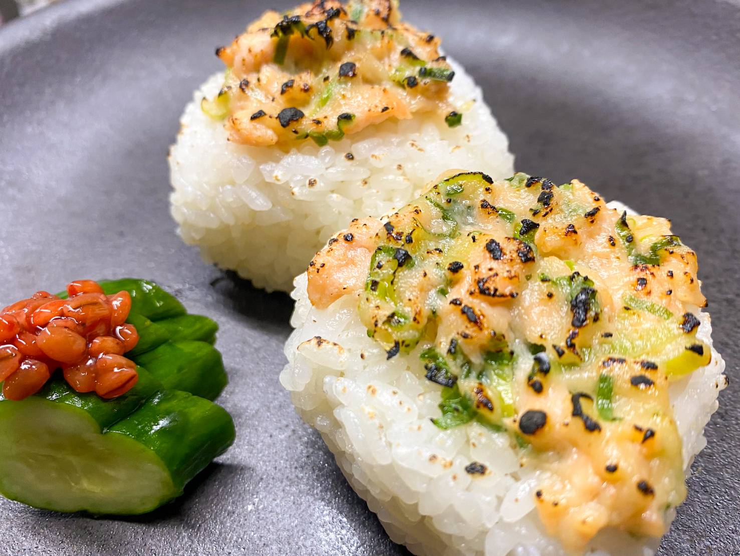 ごろごろ鮭の贅沢おかず味噌