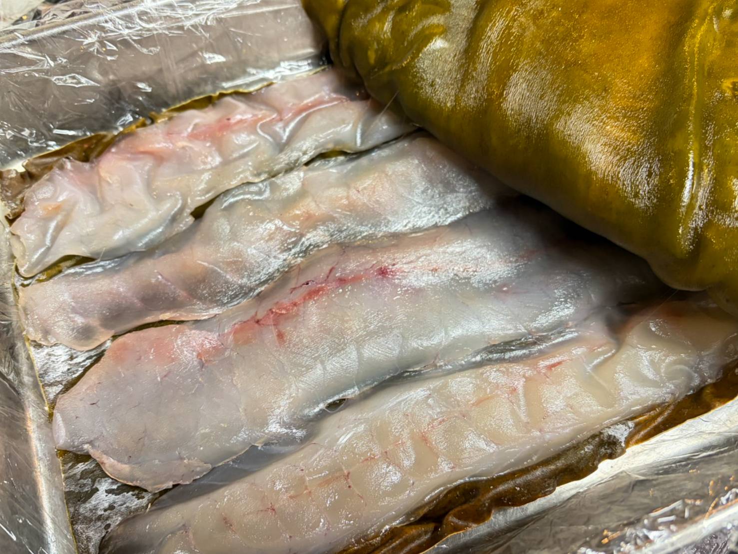 【魚匠の逸品】天然とらふぐ大吟昆布〆～生ハム仕立て