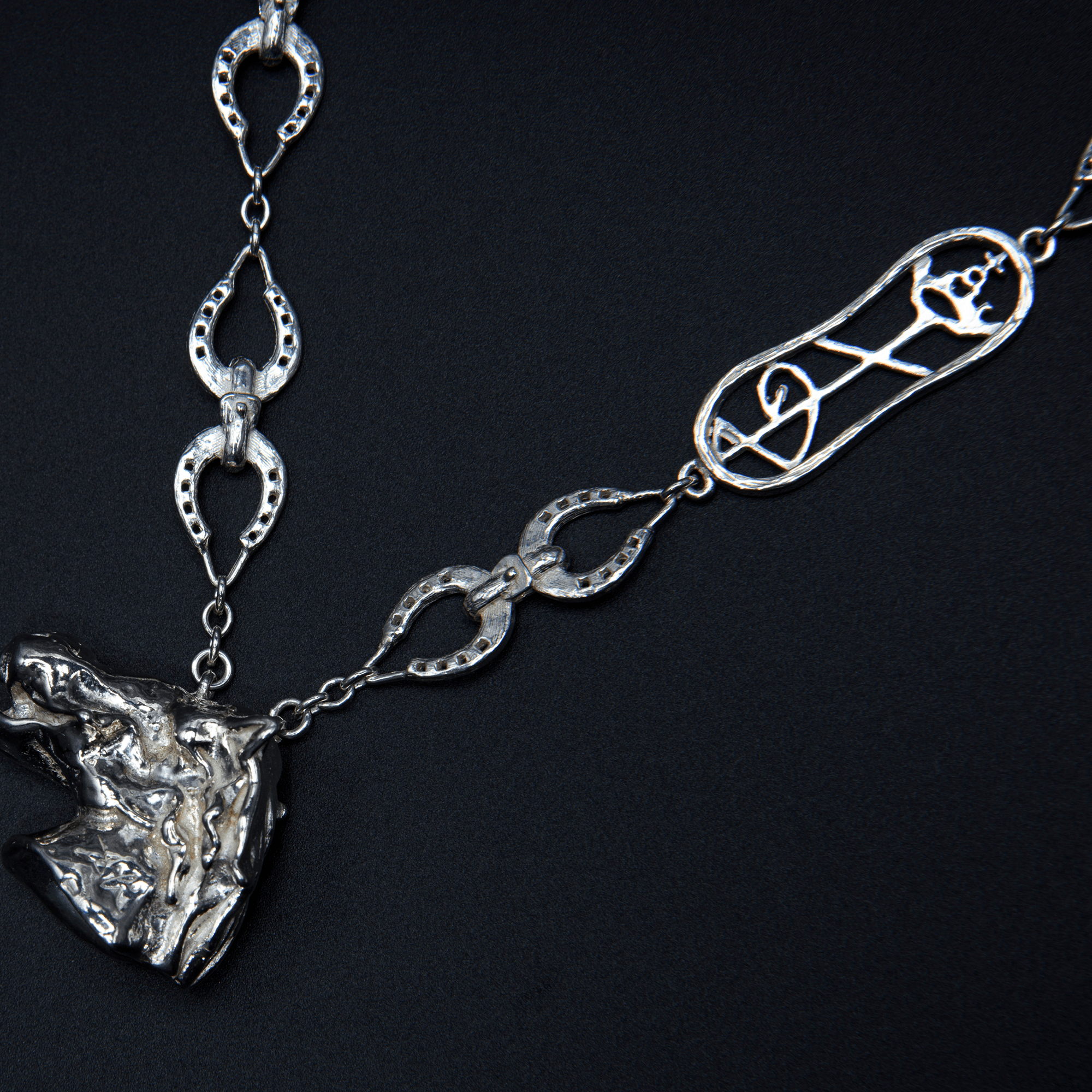 Head Horse PENDANT SILVER
