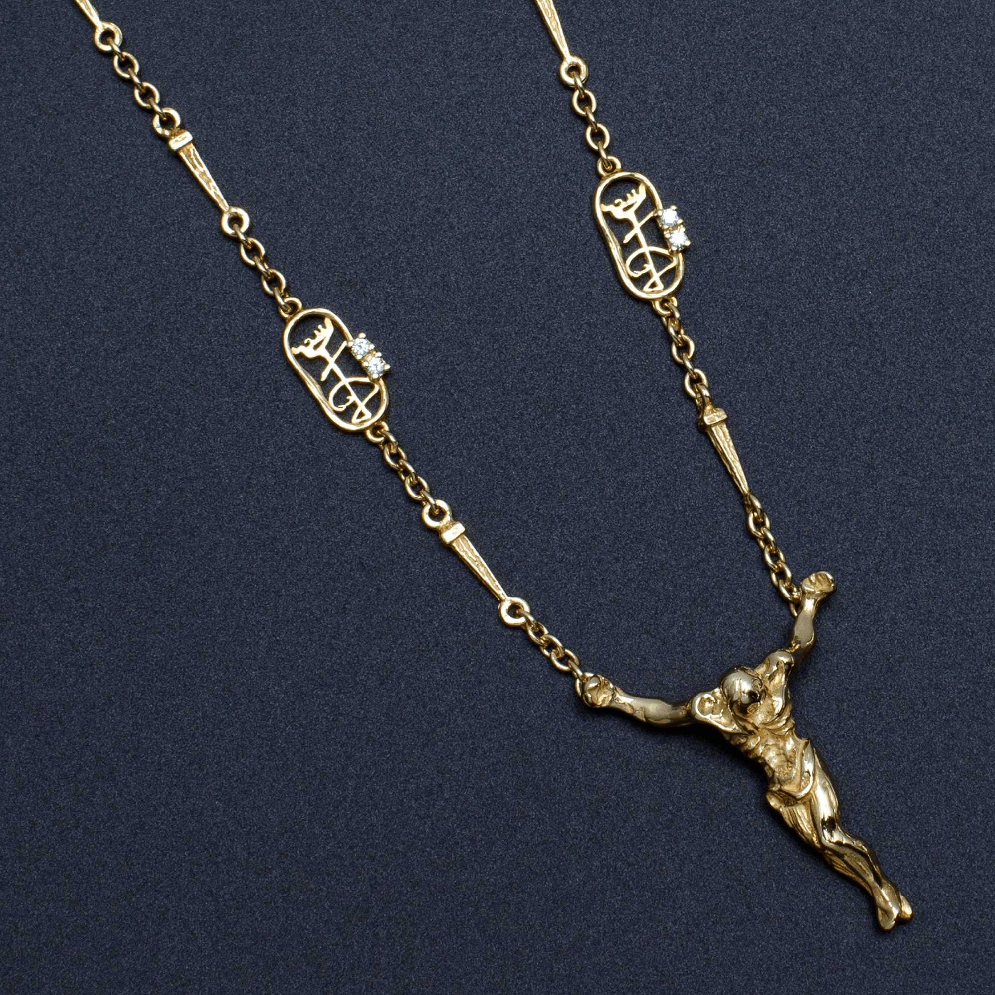 Christ PENDANT GOLD  Diamond