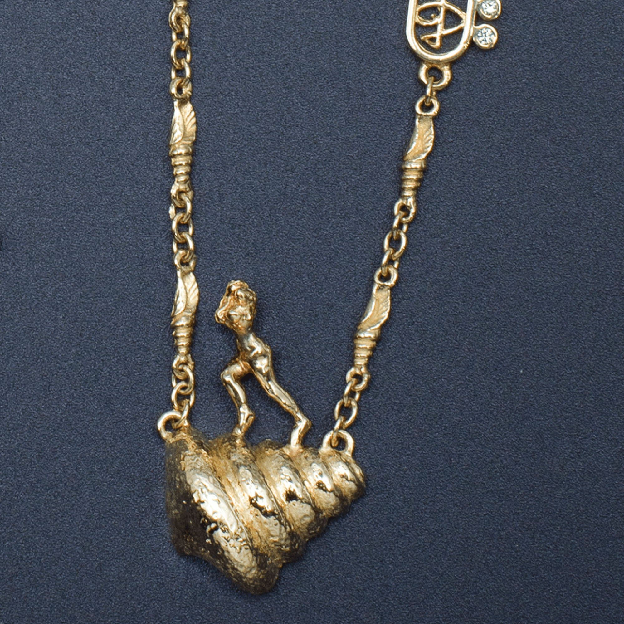 Nude Woman PENDANT