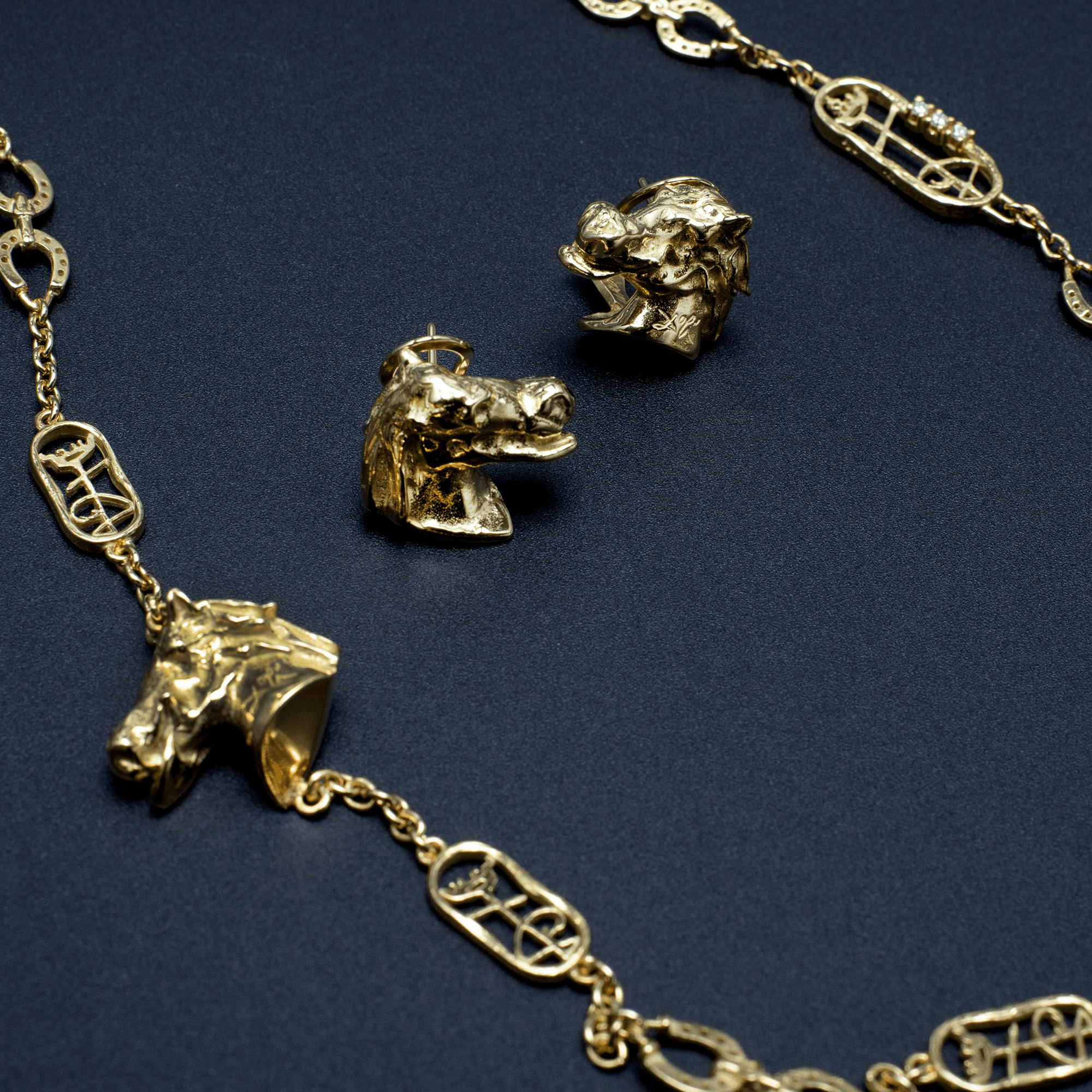 Head Horse PENDANT GOLD Diamond 3