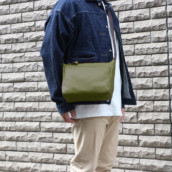 豊岡工房 軽量牛革 横型ショルダー 6043 1個