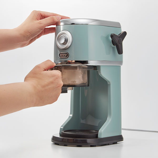 ラドンナ Toffy コンパクト電動ふわふわかき氷器 K-IS14 1個
