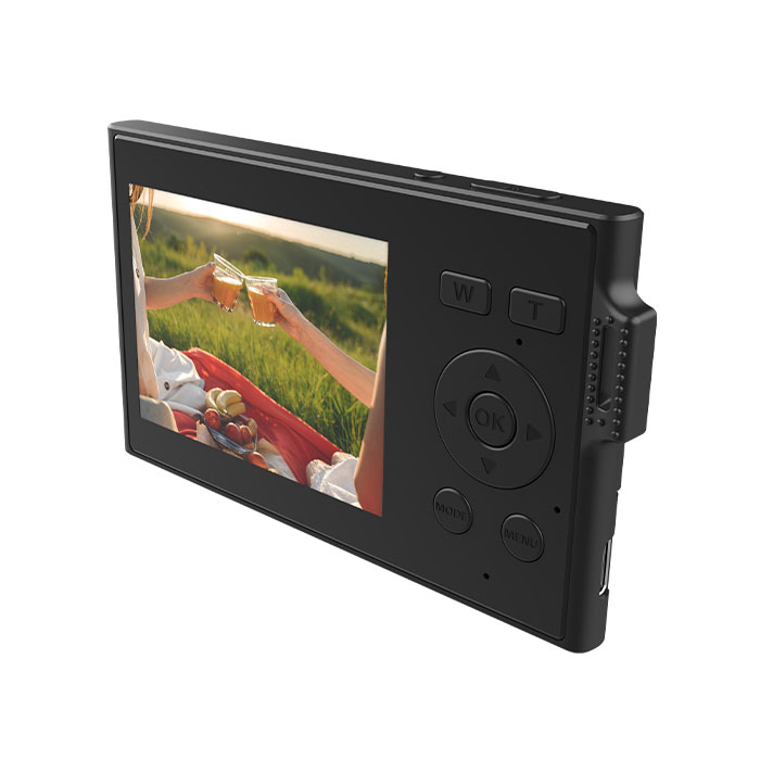 クマザキエイム 超極薄デジタルカメラ 1台