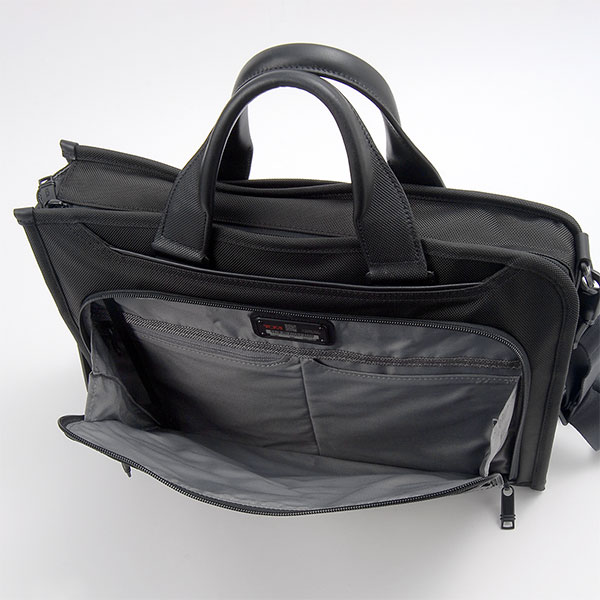 TUMI トゥミ スリム・デラックス・ポートフォリオ ブリーフケース ビジネスバッグ TUM02603110-D3 1点