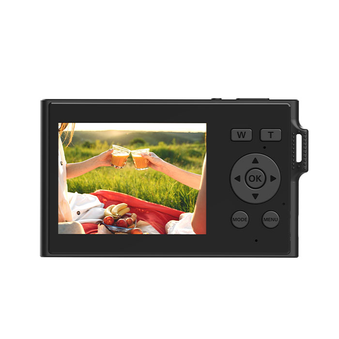 クマザキエイム 超極薄デジタルカメラ 1台