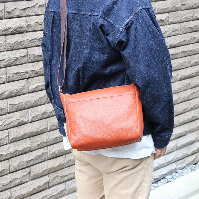 豊岡工房 軽量牛革 横型ショルダー 6043 1個