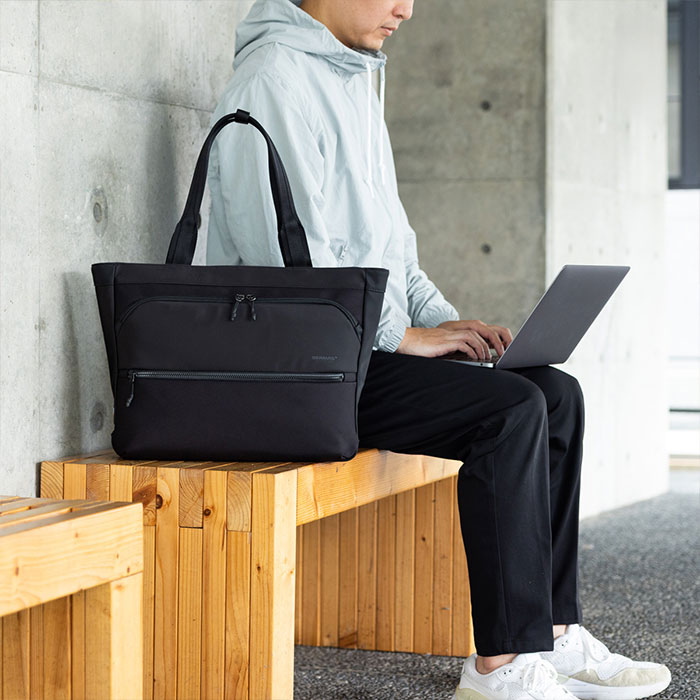 BERMAS バーマス シティスケープ　横型トート37cm 60692 1個