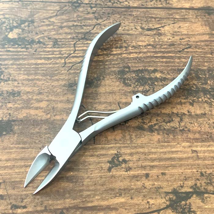 鵜飼洋鋏 良く切れる細刃先ニッパー爪切り A-0285/DU205 1個