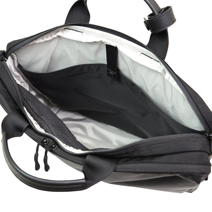 レジャープロダクツ MANHATTAN PASSAGE（マンハッタンパッセージ） #5611 スリムブリーフケース エスト3 #5611 1個