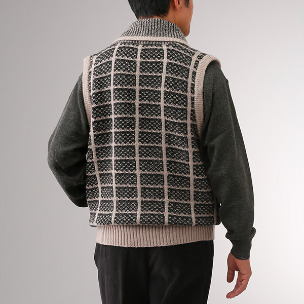 【アウトレット】彩香 ピエルッチ ウール100％裏地付ヘチマ衿ベスト NE-2033 1着