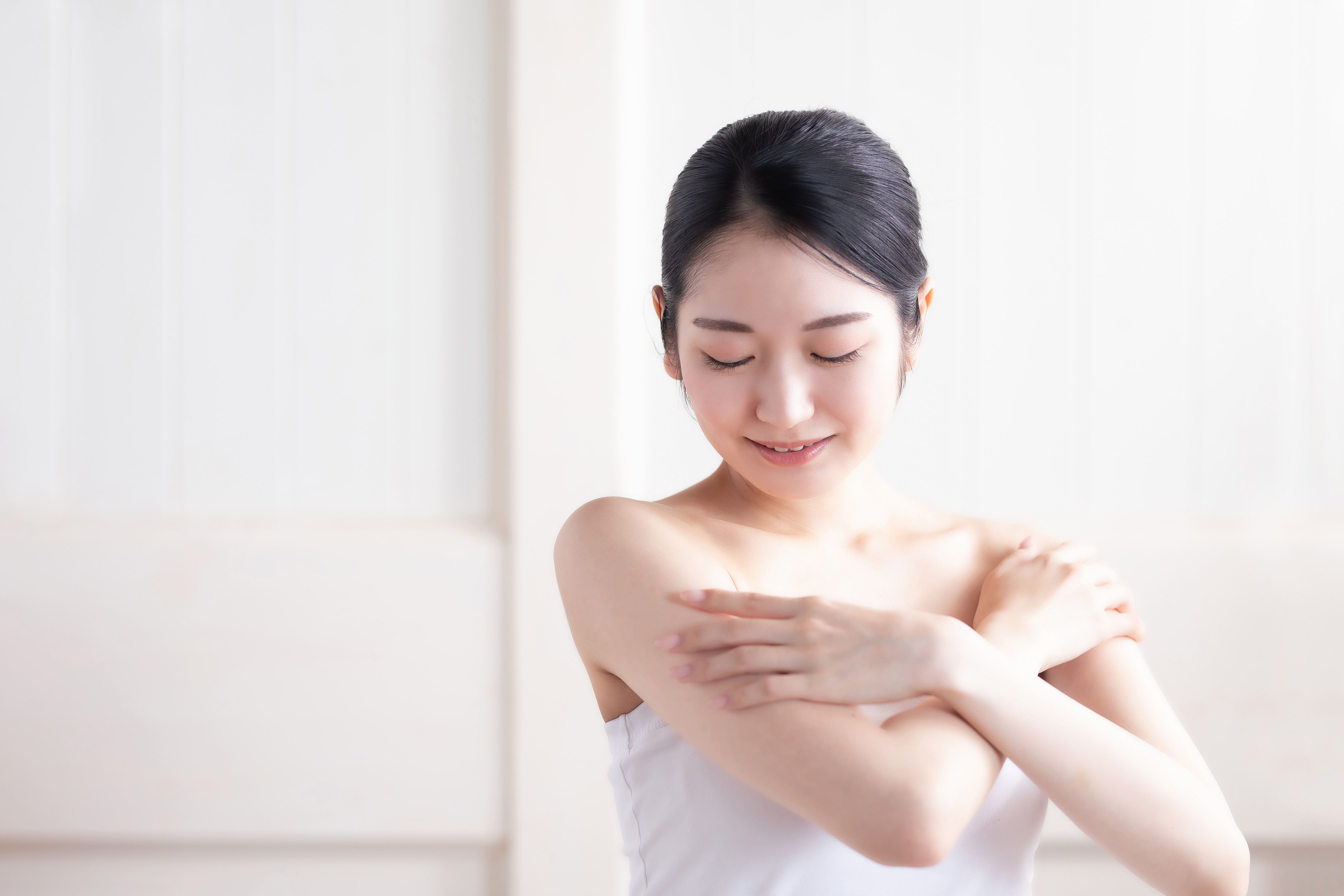 夏もボディの保湿ケアは必要？使うべき理由とは