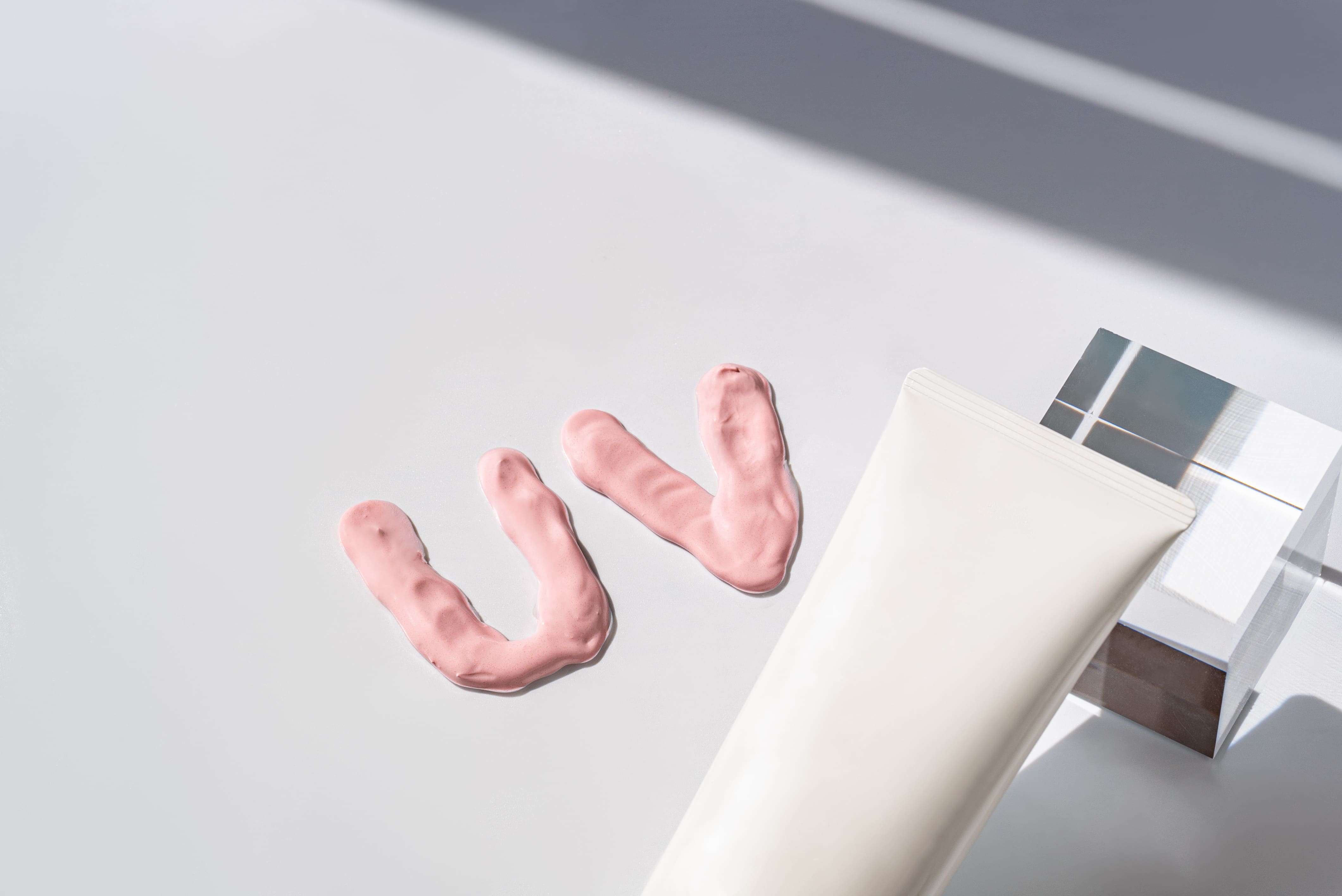 日焼け止めと化粧下地の塗る順番は？