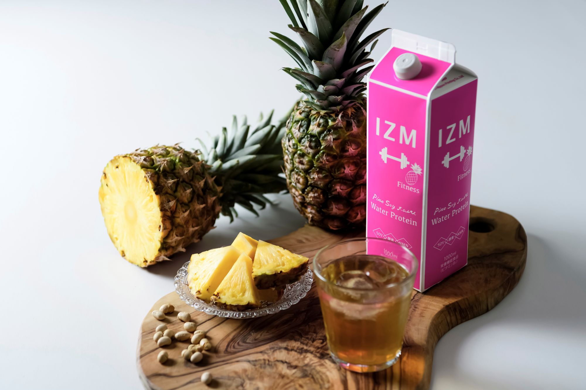 IZM ウォータープロテイン パインソイテイスト（液体タイプソイプロテイン） 1000ml
