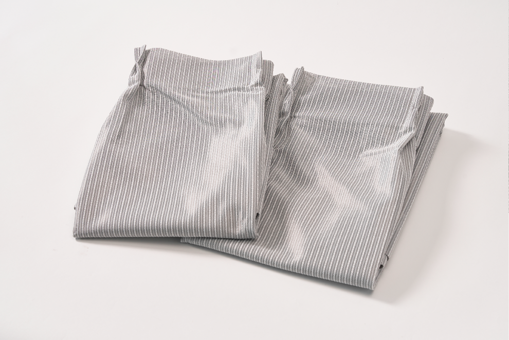 遮熱レースカーテン<br>【ステッチライン模様 2枚組】