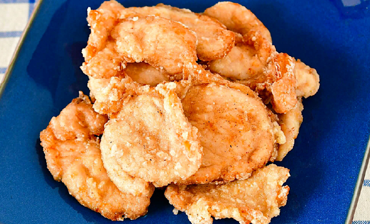 鶏肉のカリカリ揚げ