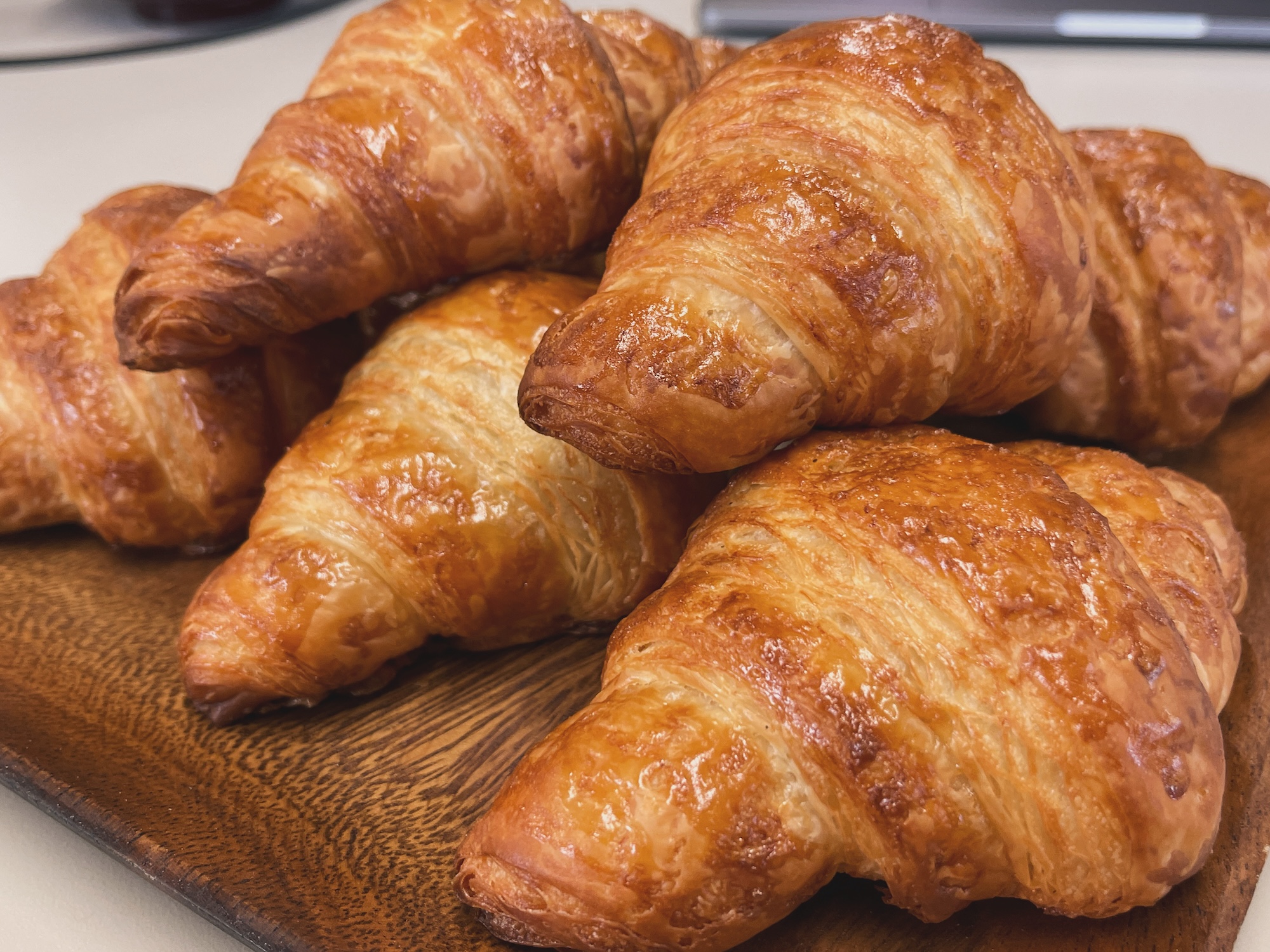 【冷凍・定期便】自然栽培小麦のクロワッサン１０個セット（大島牛乳バター使用）  Inishie Bakery自然派パン