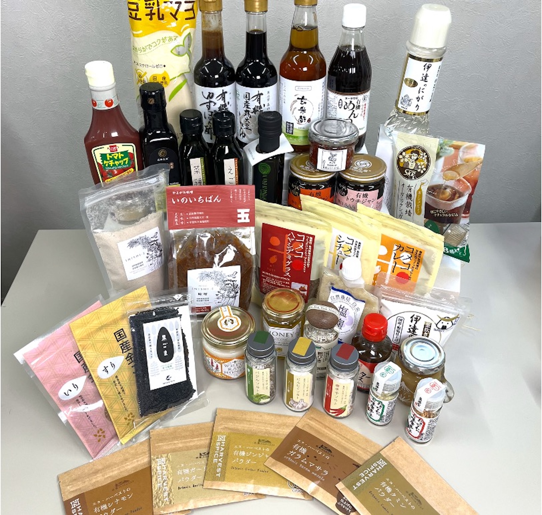 年始特別企画｜【福箱】　自然派調味料４０点セット　割引＆クーポン付で6,200円お得