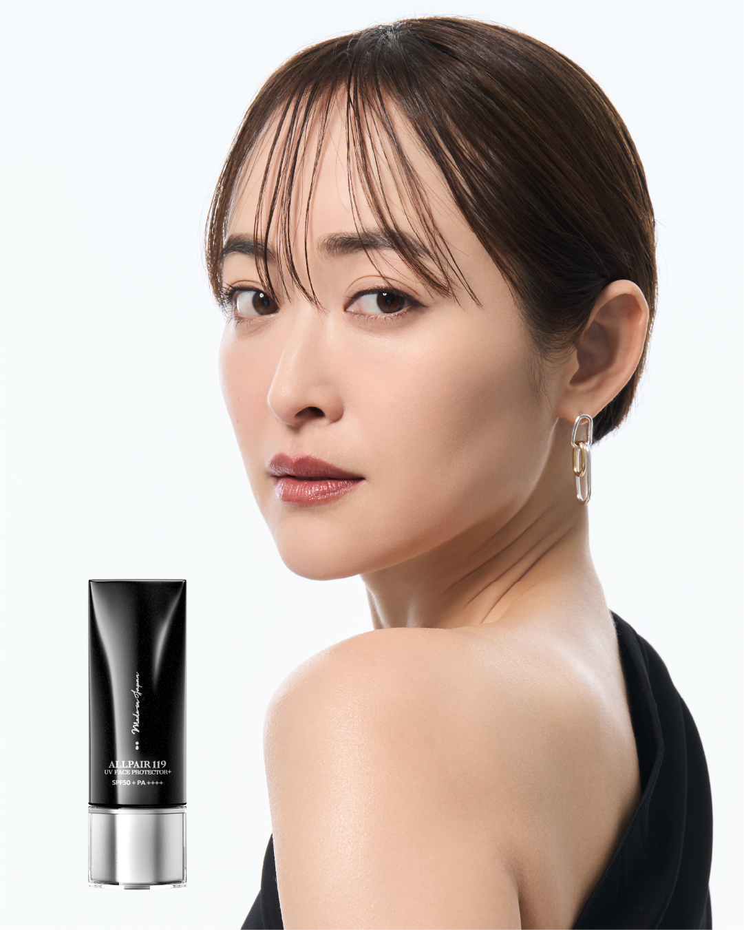 イメージモデルとALLPAIR119 UV FACE PROTECTER+