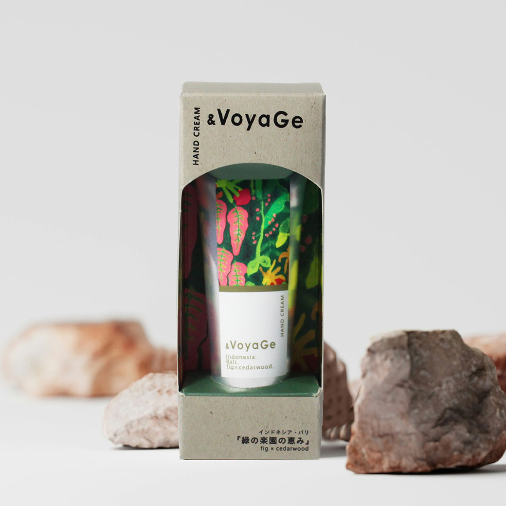 【mifull】&VoyaGe ハンドクリーム スイス｜サンダルウッドの香り CICA配合 高保湿