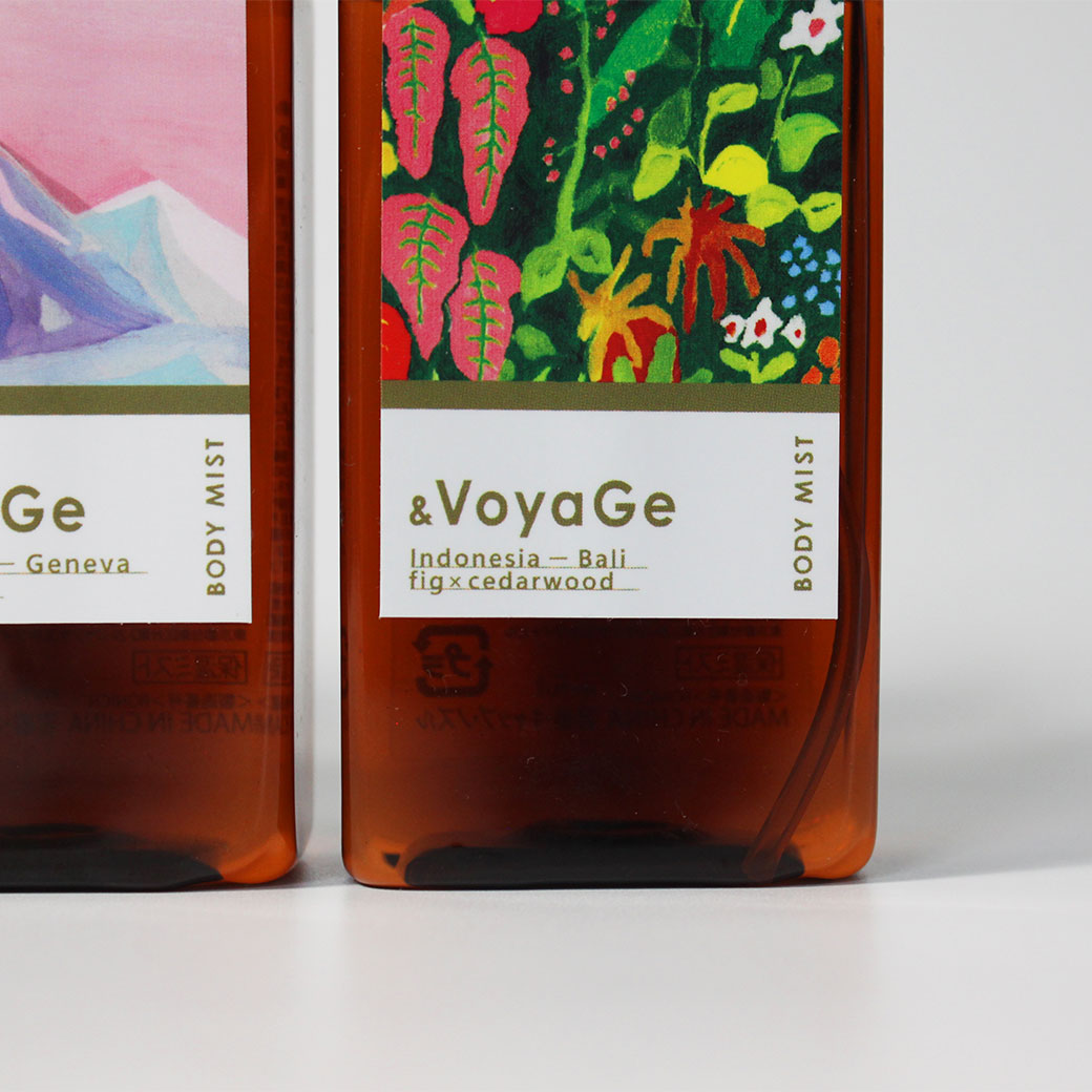 【mifull】&VoyaGe ボディミスト スイス｜サンダルウッドの香り CICA配合 保湿ミスト