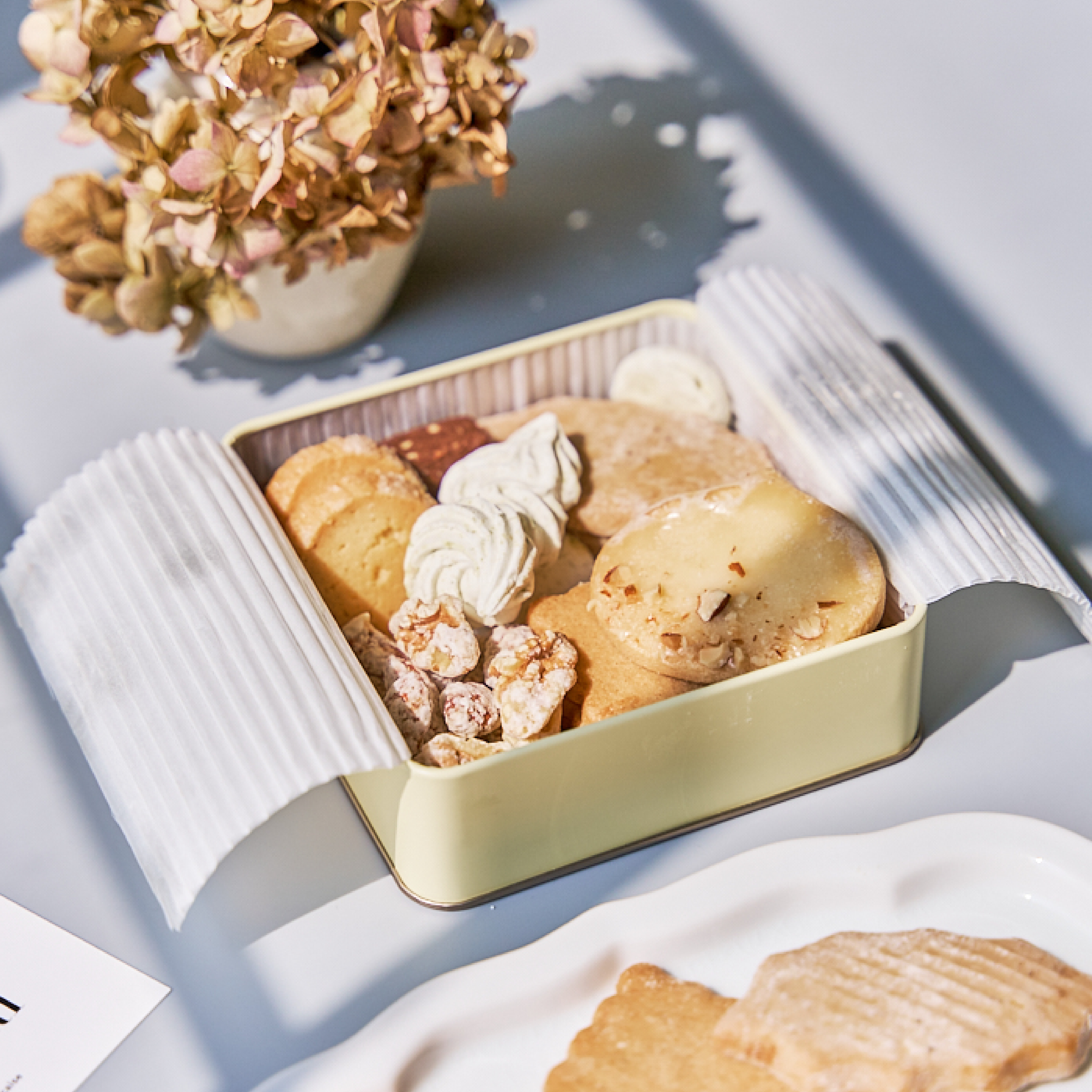 【季節限定！】秋のクッキー缶 automne〜オトンヌ〜コーヒーやスペキュロス