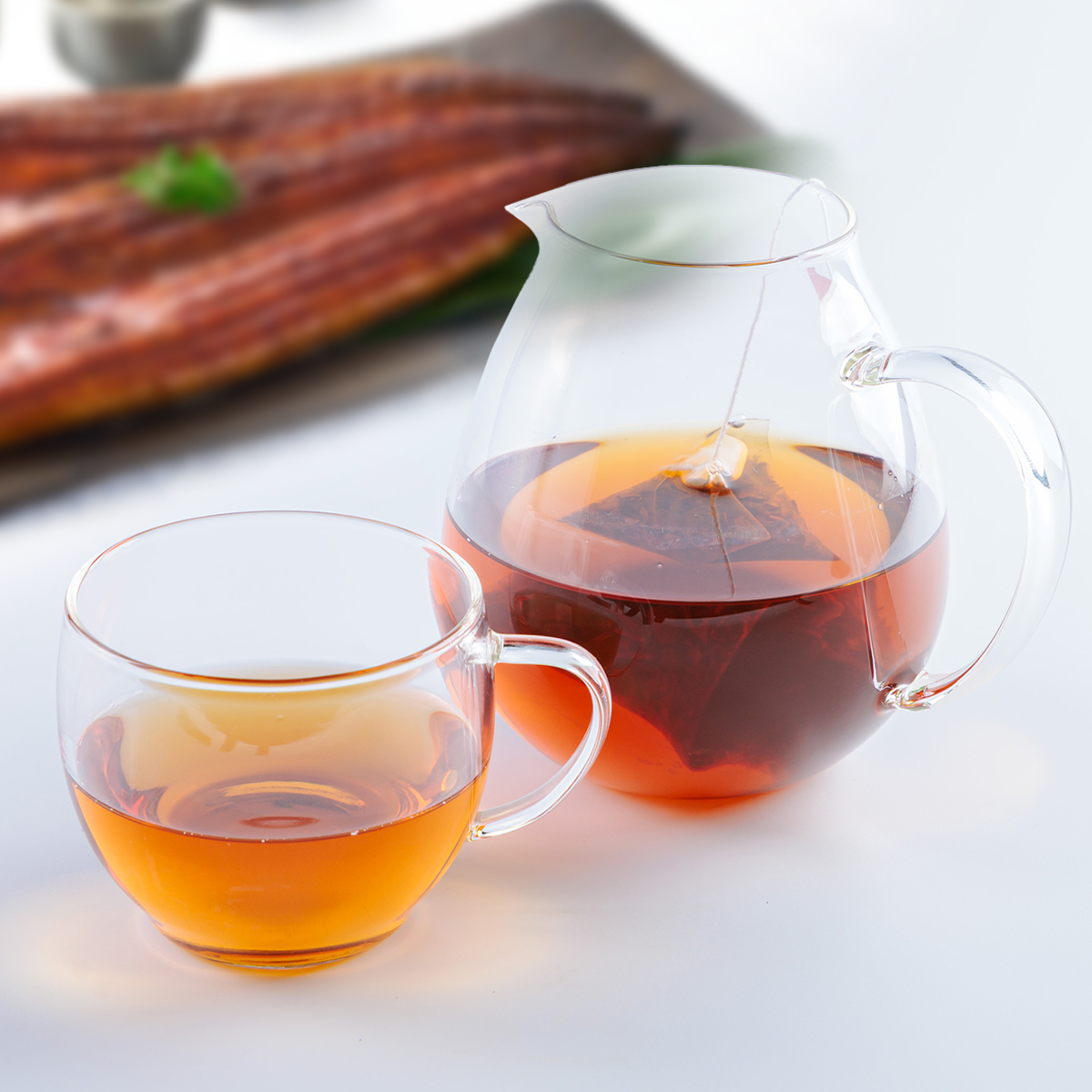 【送料無料】<br>【鰻楽公式限定】母の日セット<br>（長焼1尾＋切身2袋＋お友茶×２）