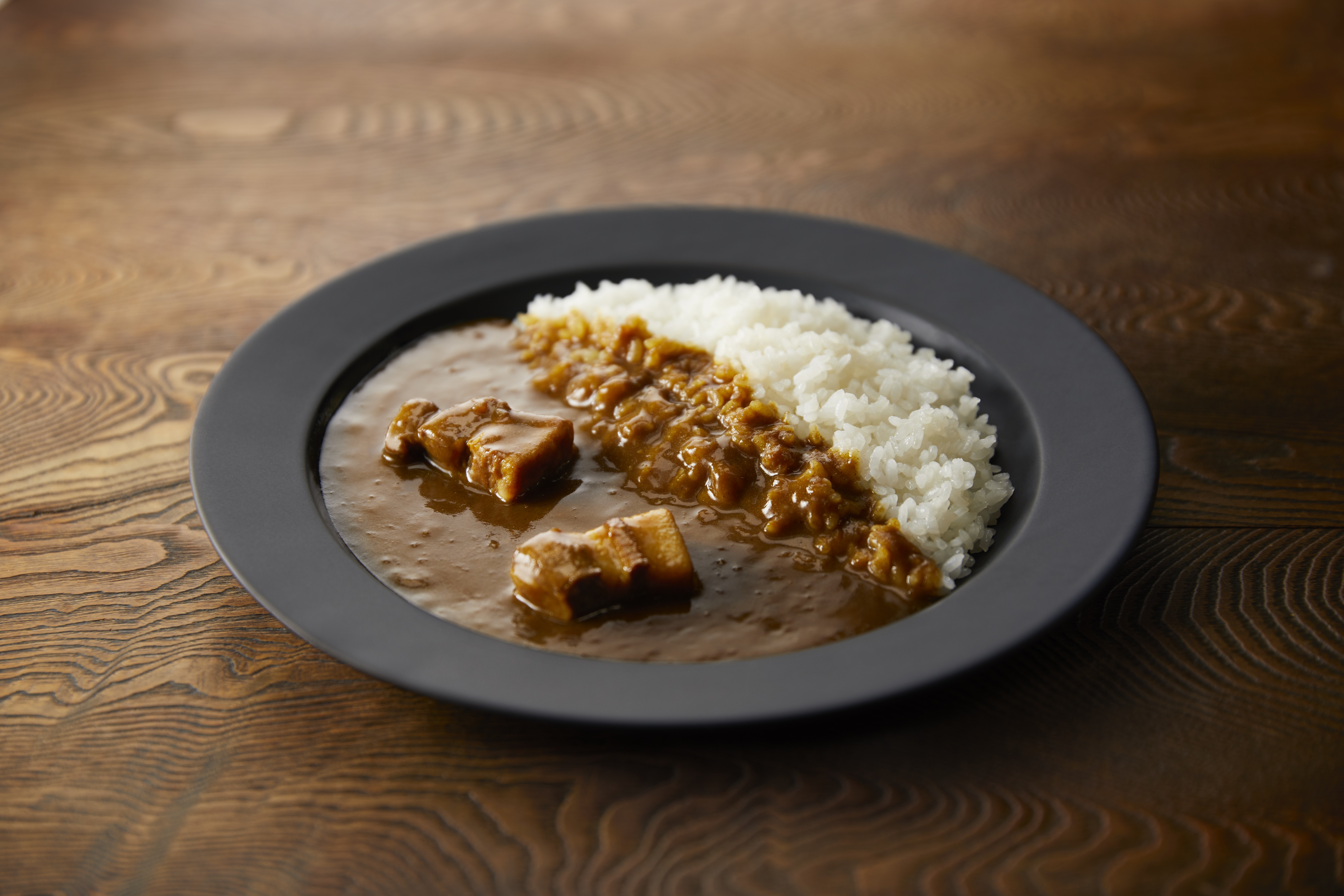 【7/28出荷開始】  「豚の角煮カレー」  激レモンサワーにおすすめ！ ニシキヤキッチン