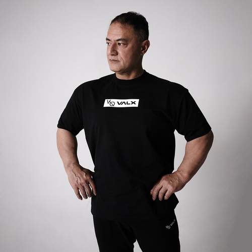 【公式限定】Vanquish Fitnessコラボ　オーバーサイズショートスリーブTシャツ（BK） M