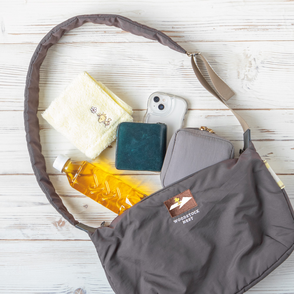 WSN ショルダーバッグ チャコールブラック ：色: チャコールブラック