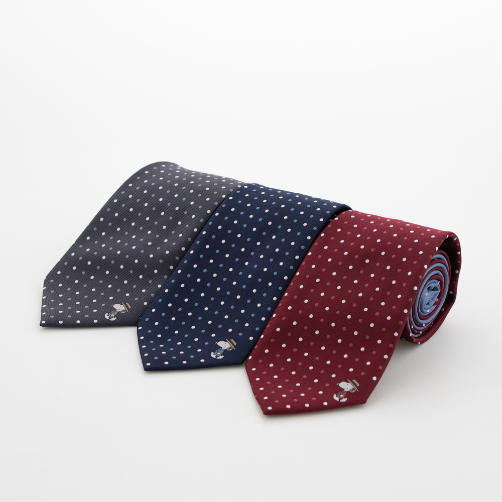 SNC ネクタイ 散歩