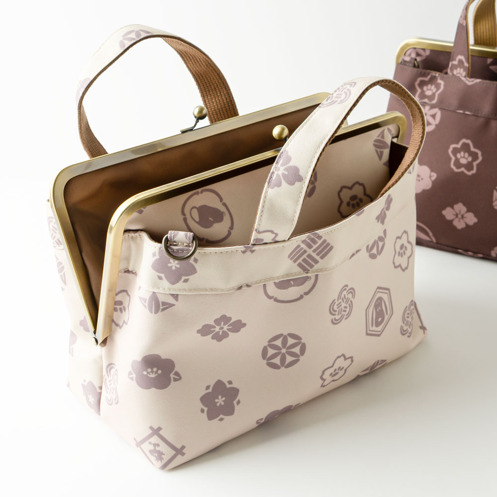 SNC がま口手提げバッグ 花小紋 :色: 黒柿