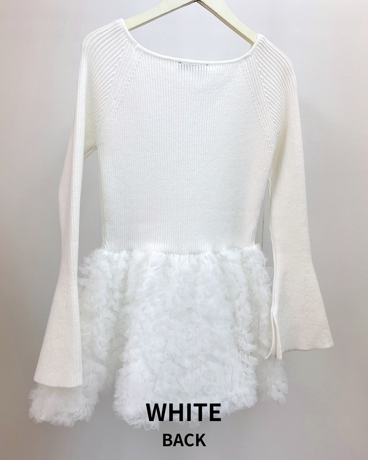 チュールフラワーペプラムニットトップス カラー: WHT