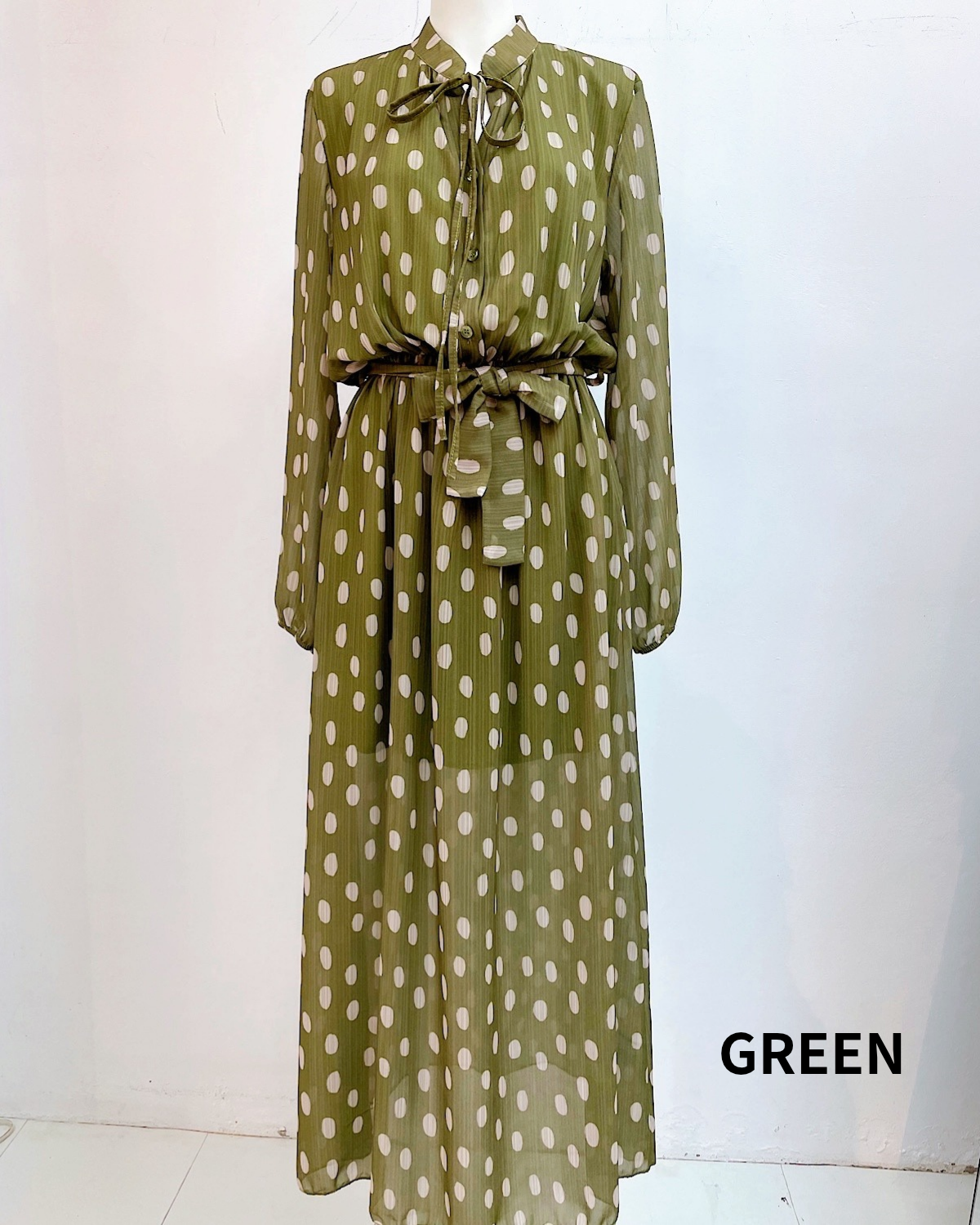 【イタリア】シフォンドットボウタイマキシワンピース カラー: GRN