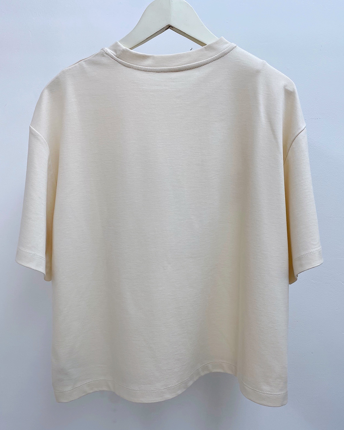 レディドッグモチーフTシャツ カラー: BEG