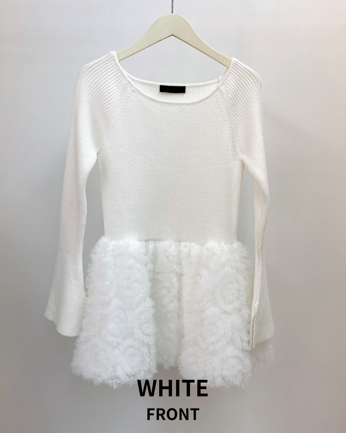 チュールフラワーペプラムニットトップス カラー: WHT