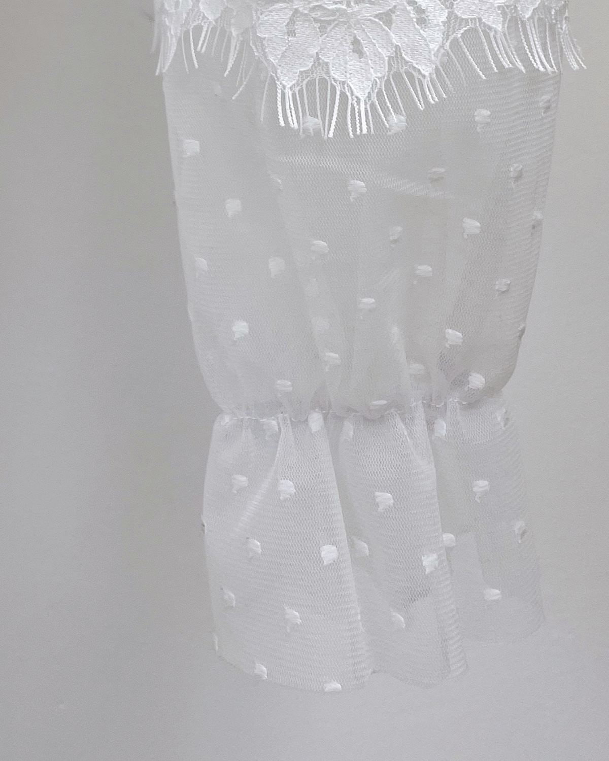 チュールドットクロップブラウス カラー: WHT