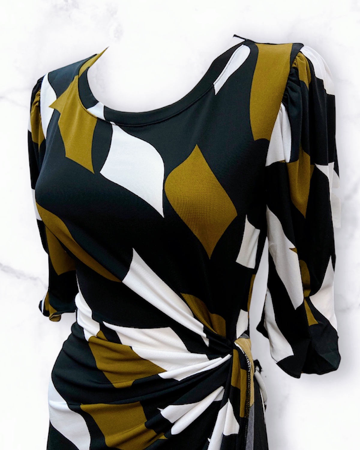 ジオメトリックツイストストレッチワンピース