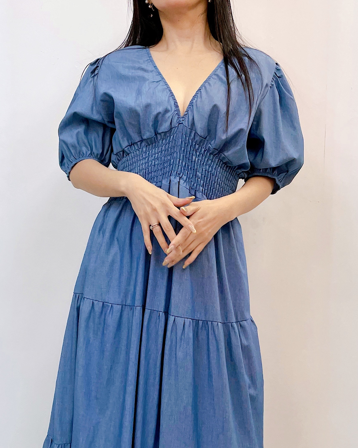 ソフトデニムシャーリングティアードワンピース